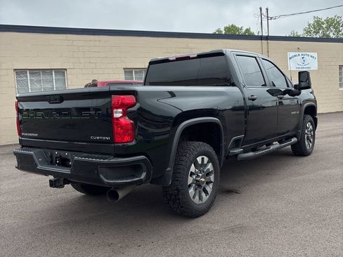 Used 2024 Chevrolet Silverado 2500 Custom w/ Custom Value Package AWD/4WD image 10