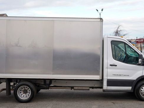 Used 2021 Ford Transit 350 RWD image 6
