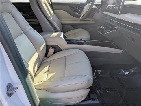 Used 2024 Lincoln Corsair Reserve w/ Equipment Group 201A image 19