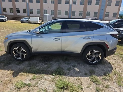 Used 2024 Hyundai Tucson Limited AWD/4WD image 2