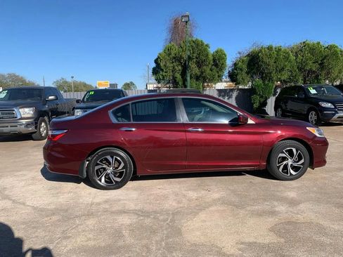 Used 2016 Honda Accord LX image 8