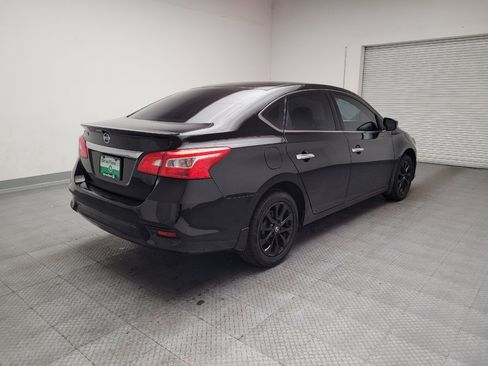 Used 2018 Nissan Sentra S w/ S Midnight Style Package FWD image 9