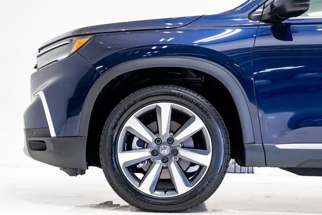 Used 2025 Honda Pilot Touring image 32
