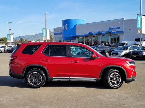 Certified 2024 Honda Pilot EX-L image 4