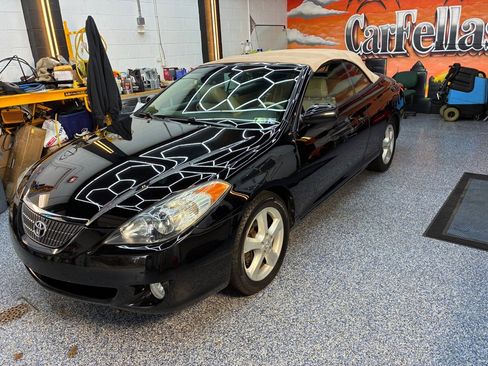 Used 2005 Toyota Solara SE image 2