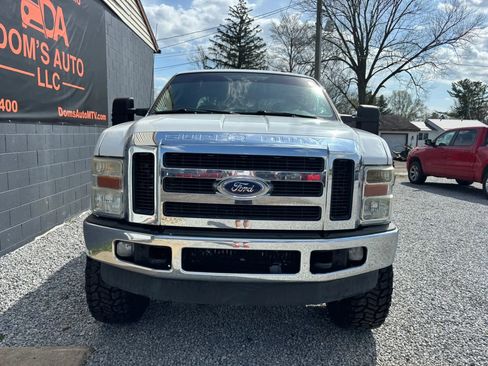 Used 2010 Ford F350 Lariat image 10