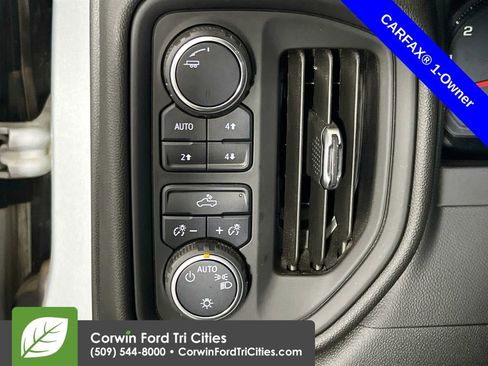 Used 2020 Chevrolet Silverado 1500 Custom Trail Boss w/ Custom Convenience Package image 18