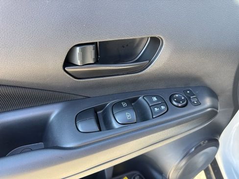 Used 2024 Nissan Kicks S image 23