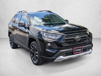 Used 2019 Toyota RAV4 Adventure video 3