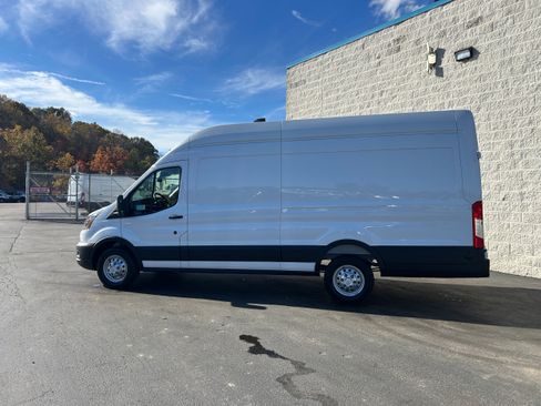 New 2026 Ford Transit 250 148 High Roof Extended AWD image 6