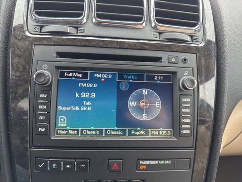 Used 2012 GMC Acadia Denali image 22