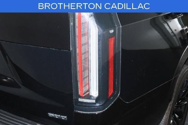 Certified 2025 Cadillac Escalade Premium Luxury w/ LPO, Floor Liner Package AWD/4WD image 15