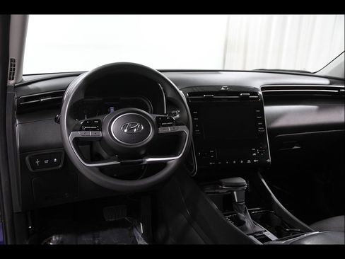 Certified 2024 Hyundai Tucson SEL AWD/4WD image 6
