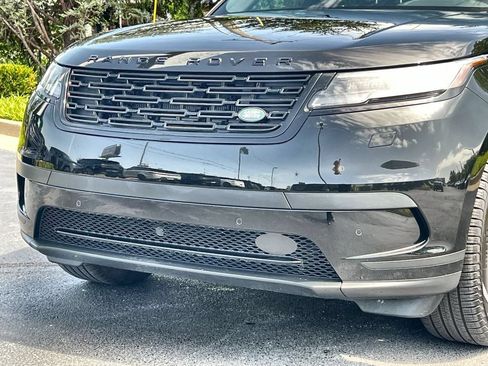 Used 2025 Land Rover Range Rover Velar S AWD/4WD image 9