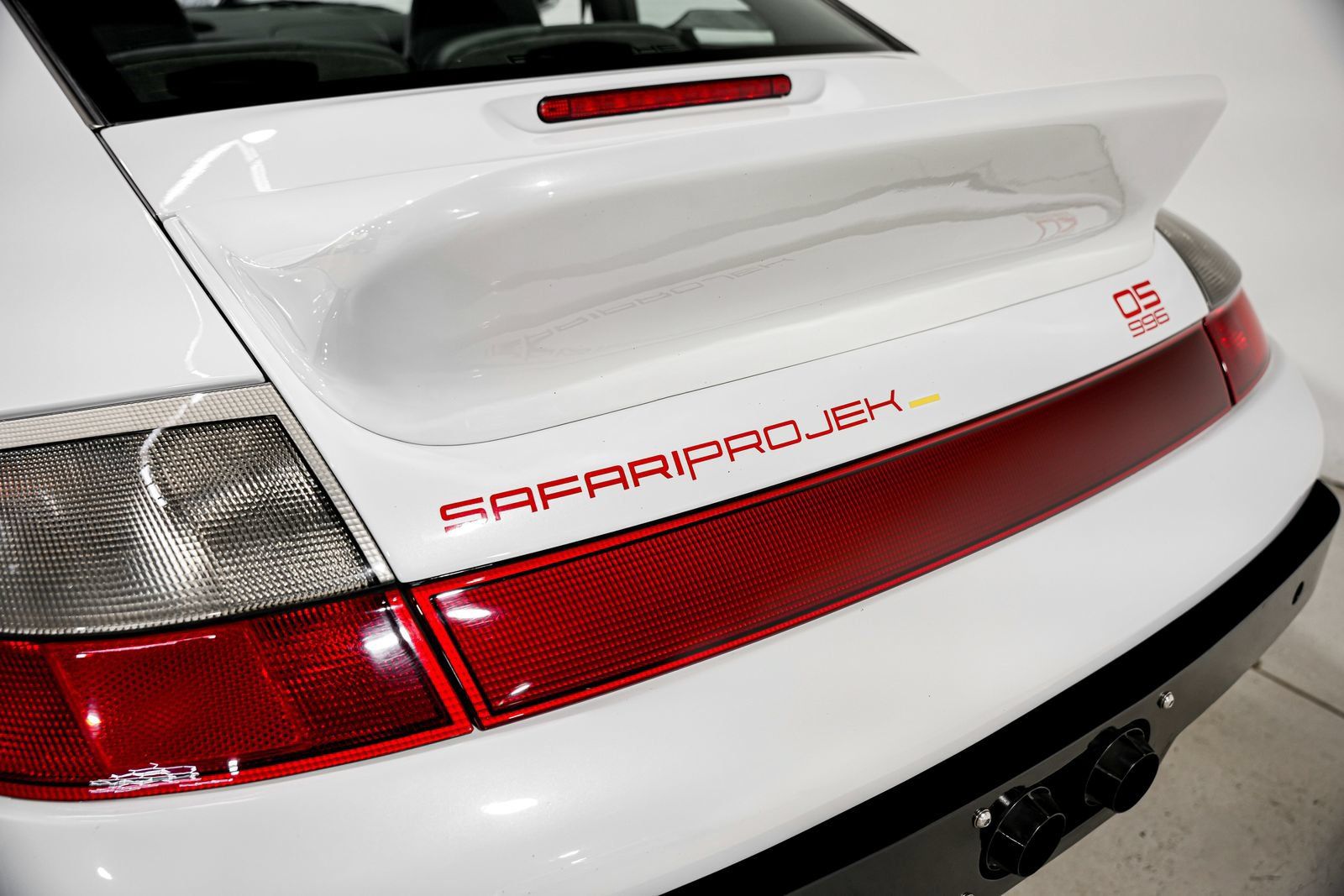 Used 2003 Porsche 911 Carrera 4S AWD/4WD image 36
