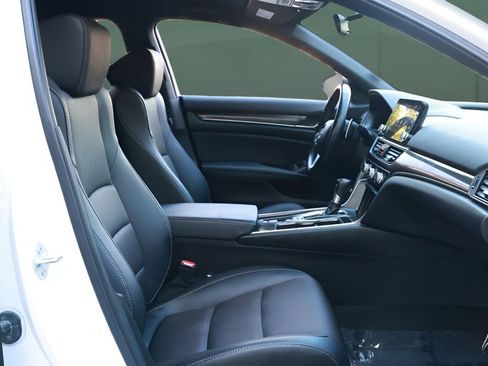 Used 2021 Honda Accord Sport image 26