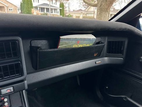 Used 1991 Pontiac Firebird Trans Am image 15