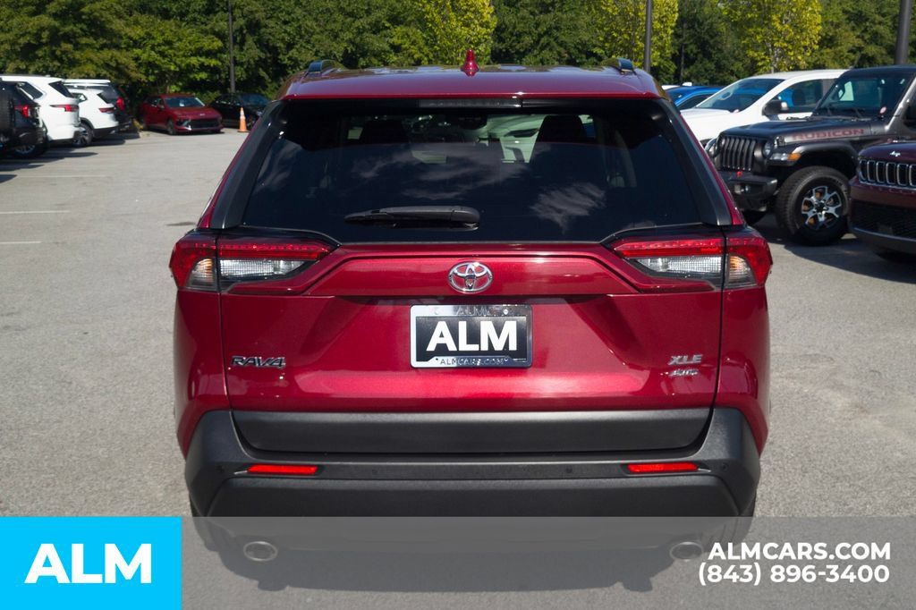Used 2019 Toyota RAV4 XLE Premium w/ Advanced Technology Package AWD/4WD image 6