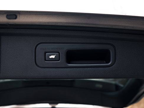 Used 2018 Honda Odyssey Elite image 50