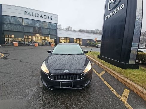 Used 2016 Ford Focus S image 3