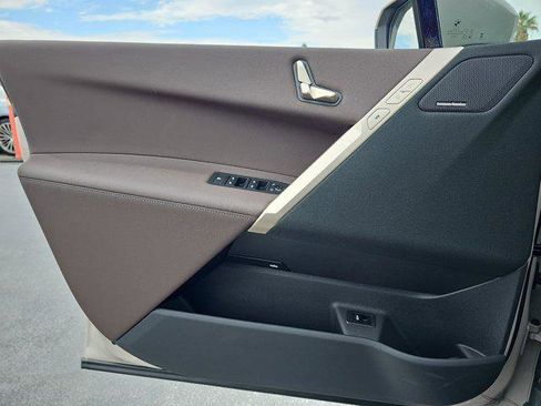 New 2026 BMW iX xDrive60 w/ Premium Package image 27
