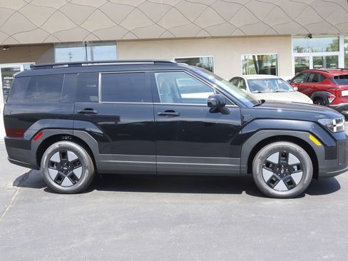 New 2026 Hyundai Santa Fe SEL image 2