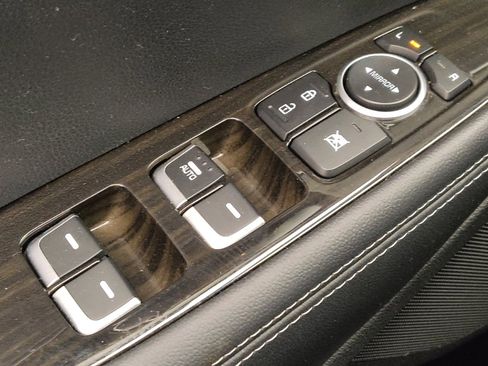 Used 2020 Kia Sorento L image 27