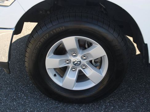 Used 2023 RAM 1500 Classic SLT w/ Trailer & Traction Group AWD/4WD image 37