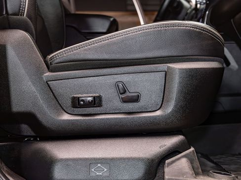 Used 2024 RAM 2500 Limited AWD/4WD image 26