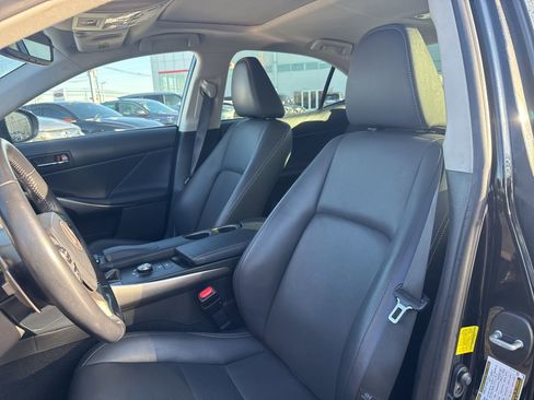 Used 2015 Lexus IS 250 image 11