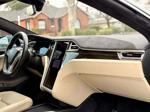 Used 2016 Tesla Model S 90D image 11