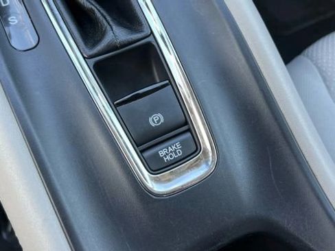 Used 2019 Honda HR-V EX image 86