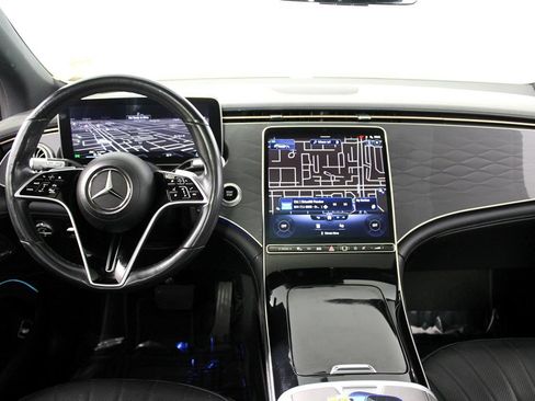 Used 2023 Mercedes-Benz EQS 450+ SUV image 12