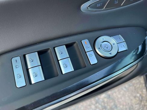 New 2026 Genesis GV70 2.5T Sport Prestige AWD/4WD image 25