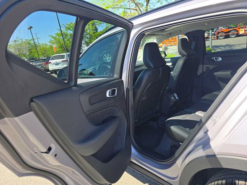 Used 2026 Volvo XC40 B5 Plus w/ Climate Package AWD/4WD image 16