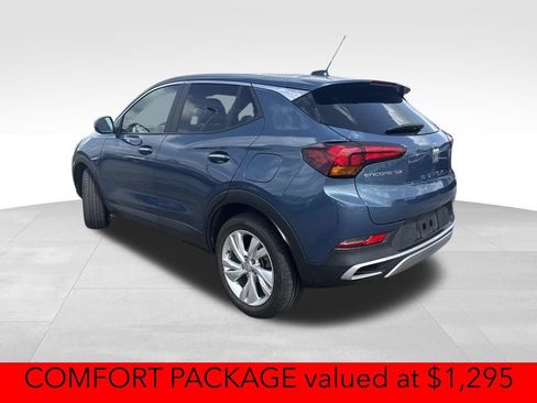 Certified 2024 Buick Encore GX Preferred w/ Comfort Package FWD image 3