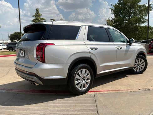 Used 2025 Hyundai Palisade SEL FWD image 6