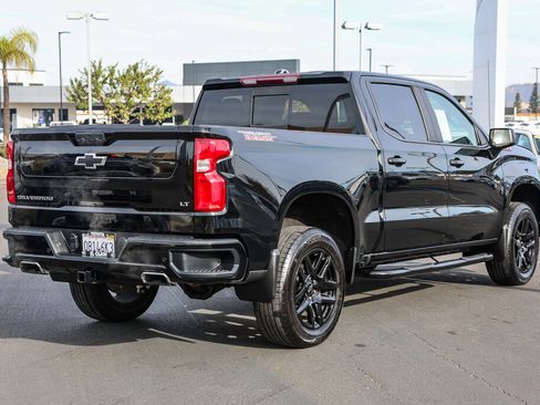 Used 2022 Chevrolet Silverado 1500 LT Trail Boss w/ LT Trail Boss Premium Package image 17