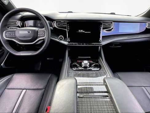 Used 2022 Jeep Wagoneer Series III w/ Premium Group I image 7