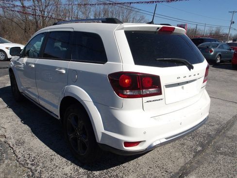 Used 2020 Dodge Journey Crossroad FWD image 5