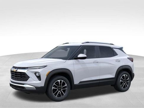 New 2026 Chevrolet TrailBlazer LT AWD/4WD image 2