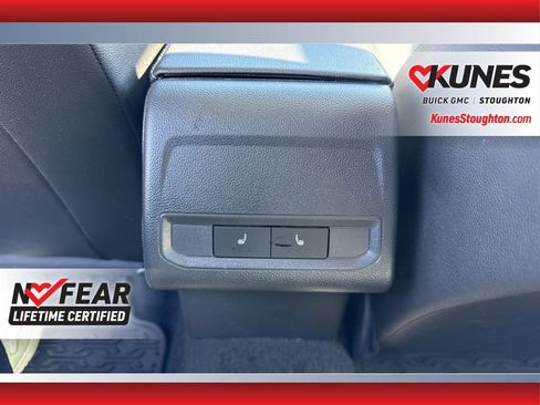 Used 2021 Volkswagen Jetta SE image 40