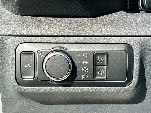 Used 2024 Ford Mustang EcoBoost image 10