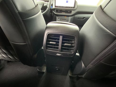 Used 2025 Ford Bronco Sport Outer Banks image 17