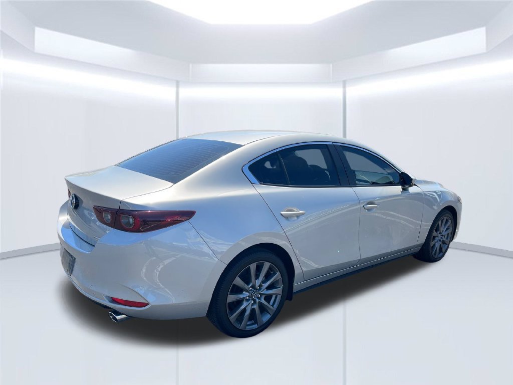Used 2025 MAZDA MAZDA3 s FWD image 9