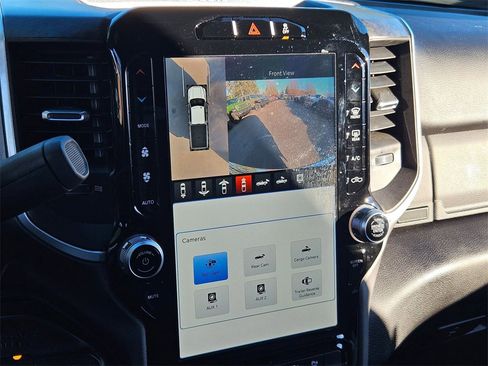 Certified 2024 RAM 3500 Big Horn w/ Towing Technology Group image 27