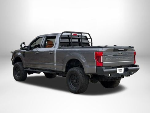 Used 2022 Ford F250 Lariat w/ Black Appearance Package AWD/4WD image 6