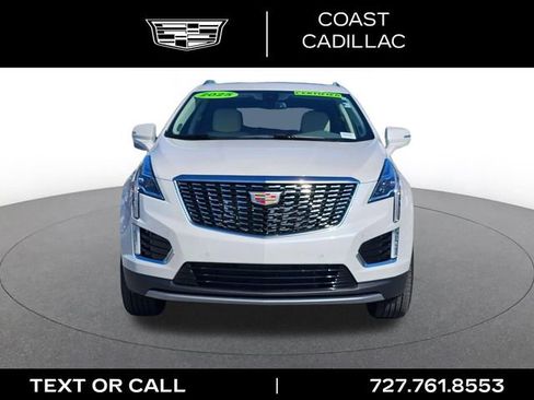 Used 2025 Cadillac XT5 Premium Luxury FWD image 2