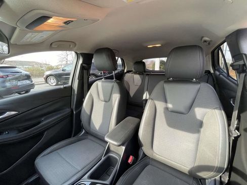 Used 2021 Buick Encore GX Preferred w/ Sport Touring Package image 32