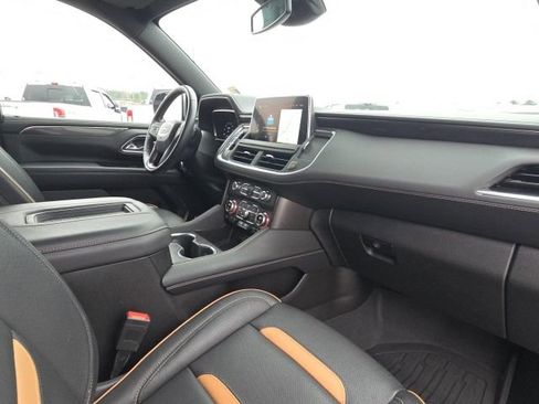 Used 2023 GMC Yukon AT4 w/ Technology Package image 24